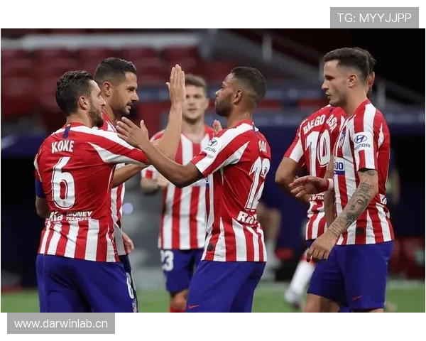 西甲马德里德比临近，双方近期状态与积分走势分析备受关注