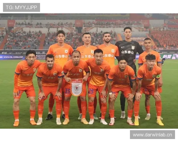 山东泰山阵容老化问题显现,球队竞争力与赛季走势面临考验 山东泰山阵容老化问题显现,球队竞争力与赛季走势面临考验