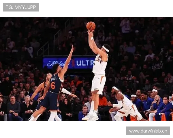 布克本季挡拆后单打增多，得分重心完成转移